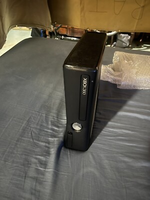 Microsoft Xbox 360 S  250GB Glossy Black Console (NTSC)