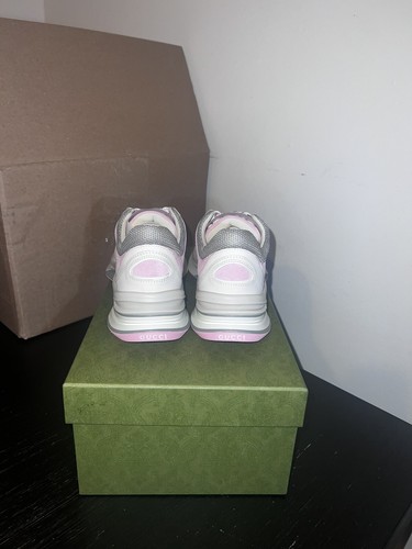 Pre-owned Gucci Run Gg Logo Sneaker In White