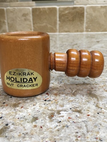 Vintage EZ-KRAK HOLIDAY Nut Cracker Screw Style Nut Wooden Nutcracker  Japan