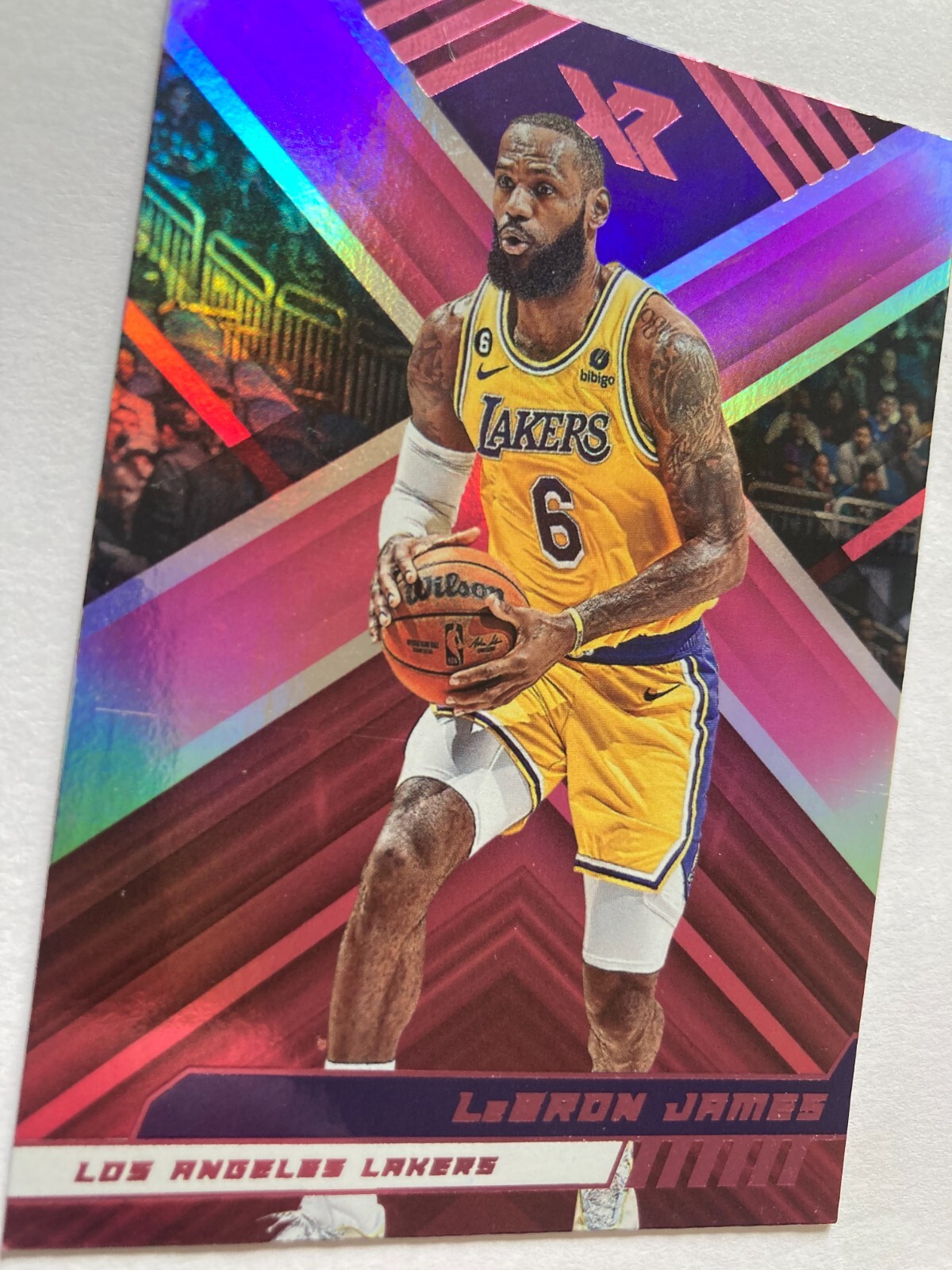 2022-23 Panini Chronicles XR #299 LEBRON JAMES Pink