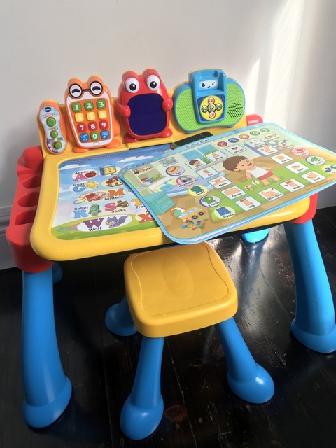vtech touch and learn activity desk batteries