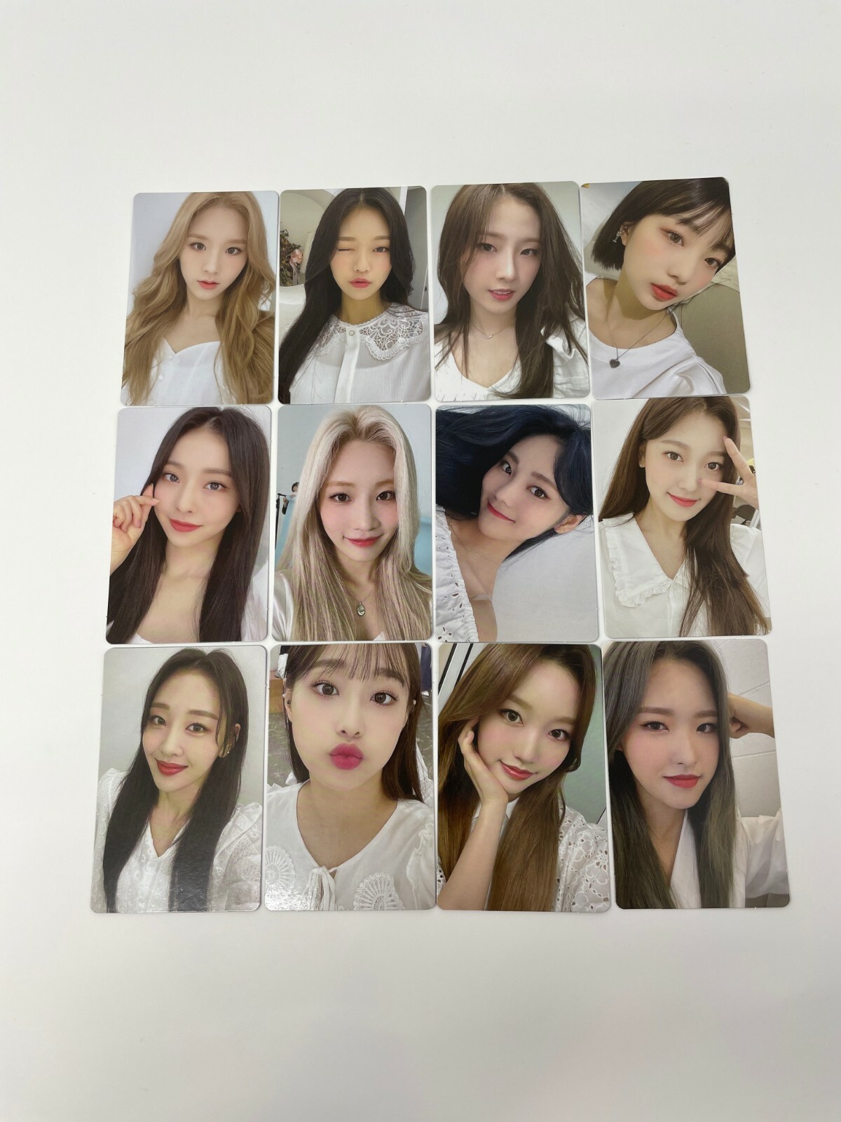 LOONA 今月の少女 キム・リプ トレカ 出席カードあり artms loona