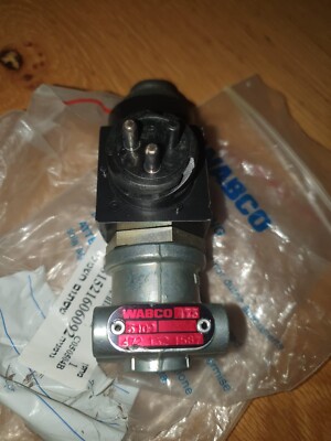 NEW Solenoid valve WABCO FOR MAN 81521606092