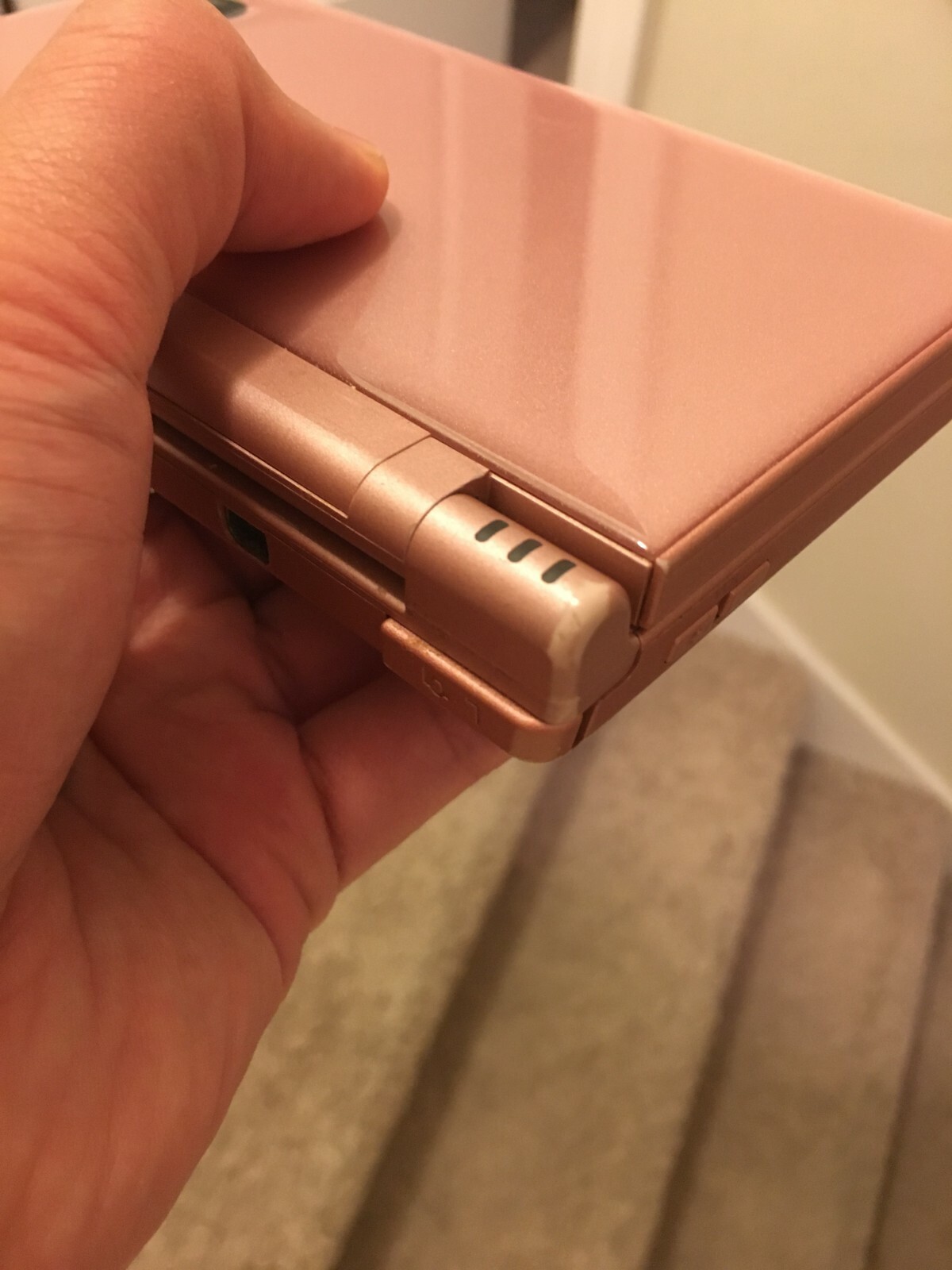 Nintendo DSI XL System Pink with Charger and Stylus - Working (NO GAMES)