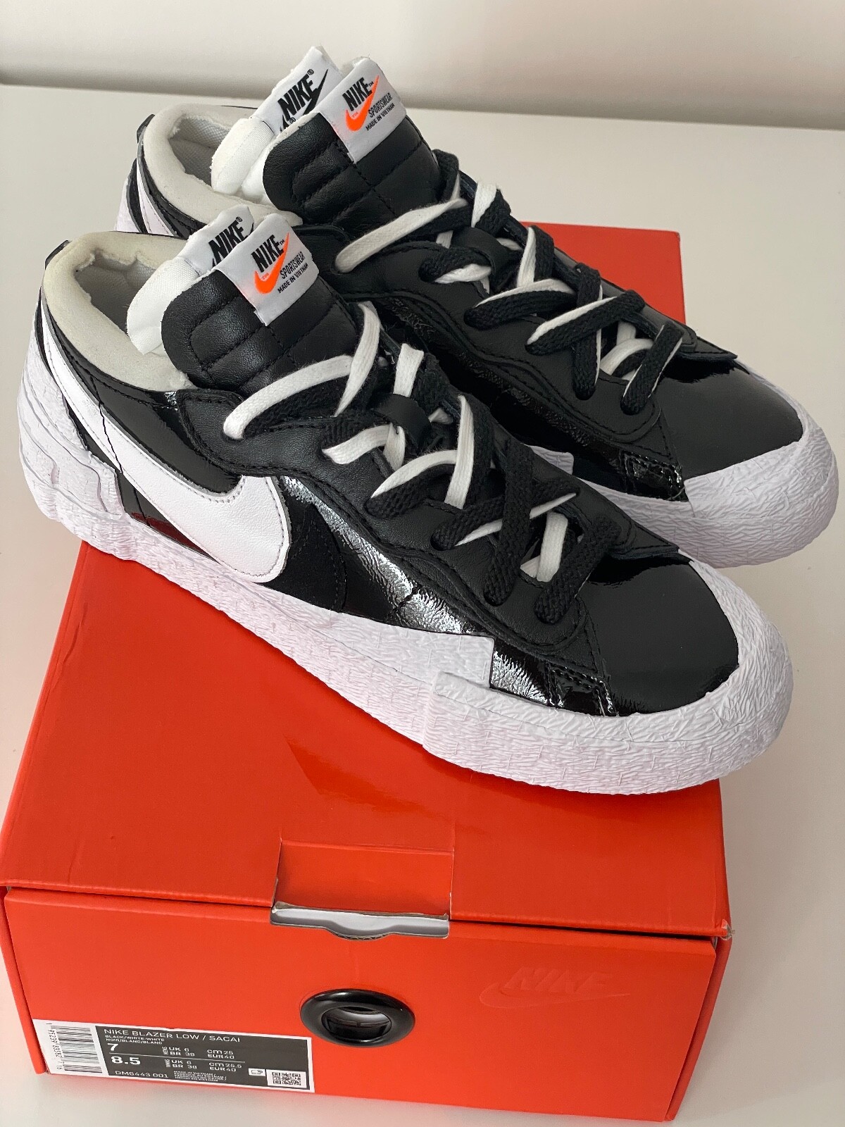 Size 7 - Nike Blazer Low x Sacai Shiny Black White DM6443 Size 7 - Nike Blazer Low x Sacai Shiny Black White DM6443