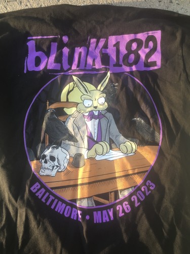 2023 Blink 182 Tour T-Shirt XL CFG Bank Arena Baltimore Concert