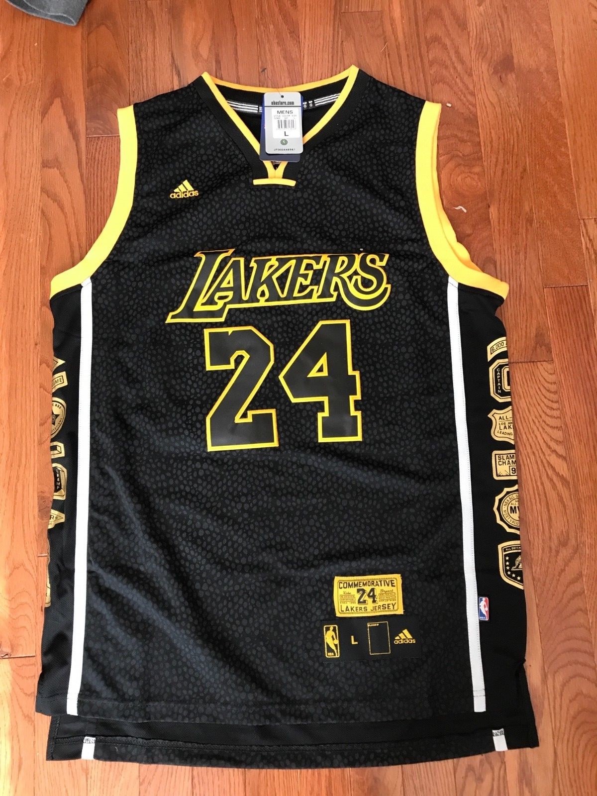 kobe bryant snake jersey