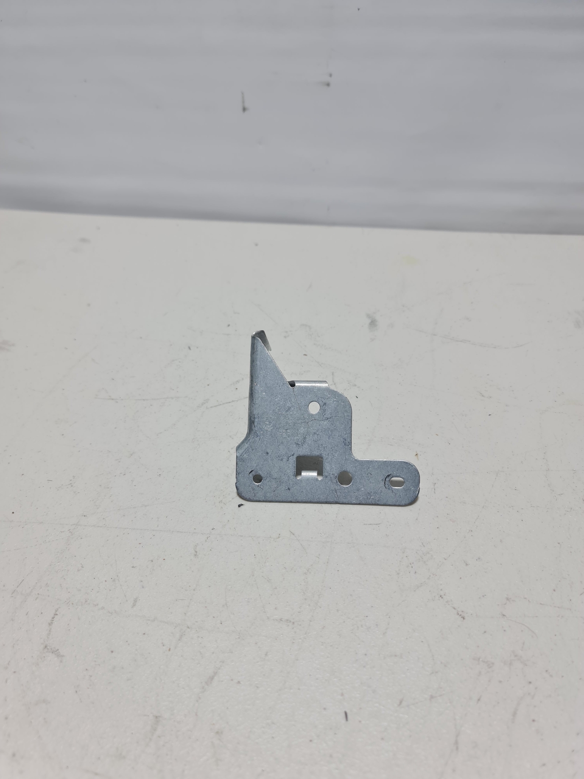 0 Bmw 2014-2020 51-43-7-302-966 51437302966 BRACKET RIGHT 7302966 05 image 2