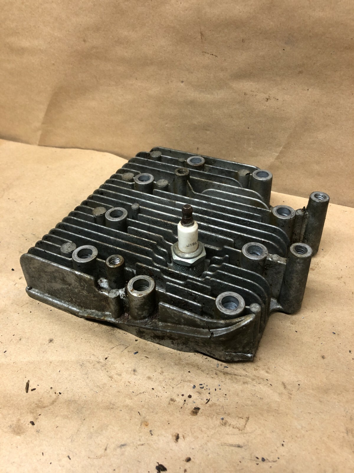 パーツ Bridgeston 494240 Briggs & Stratton 28M707 13HP Engine Cylinder Head | eBay