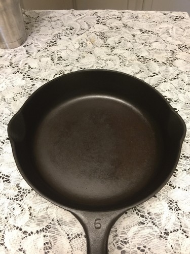Wagner Ware Cast Iron # 6 Skillet (1935-59)