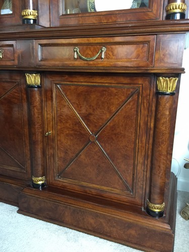 RHO MOBILI D’EPOCA CABIATE CHINA EMPIRE BREAK FRONT W/GILT DETAIL. LOCAL PICK UP