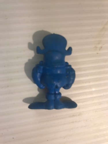 4)Vintage GENERAL FOODS Cereal Toys 2