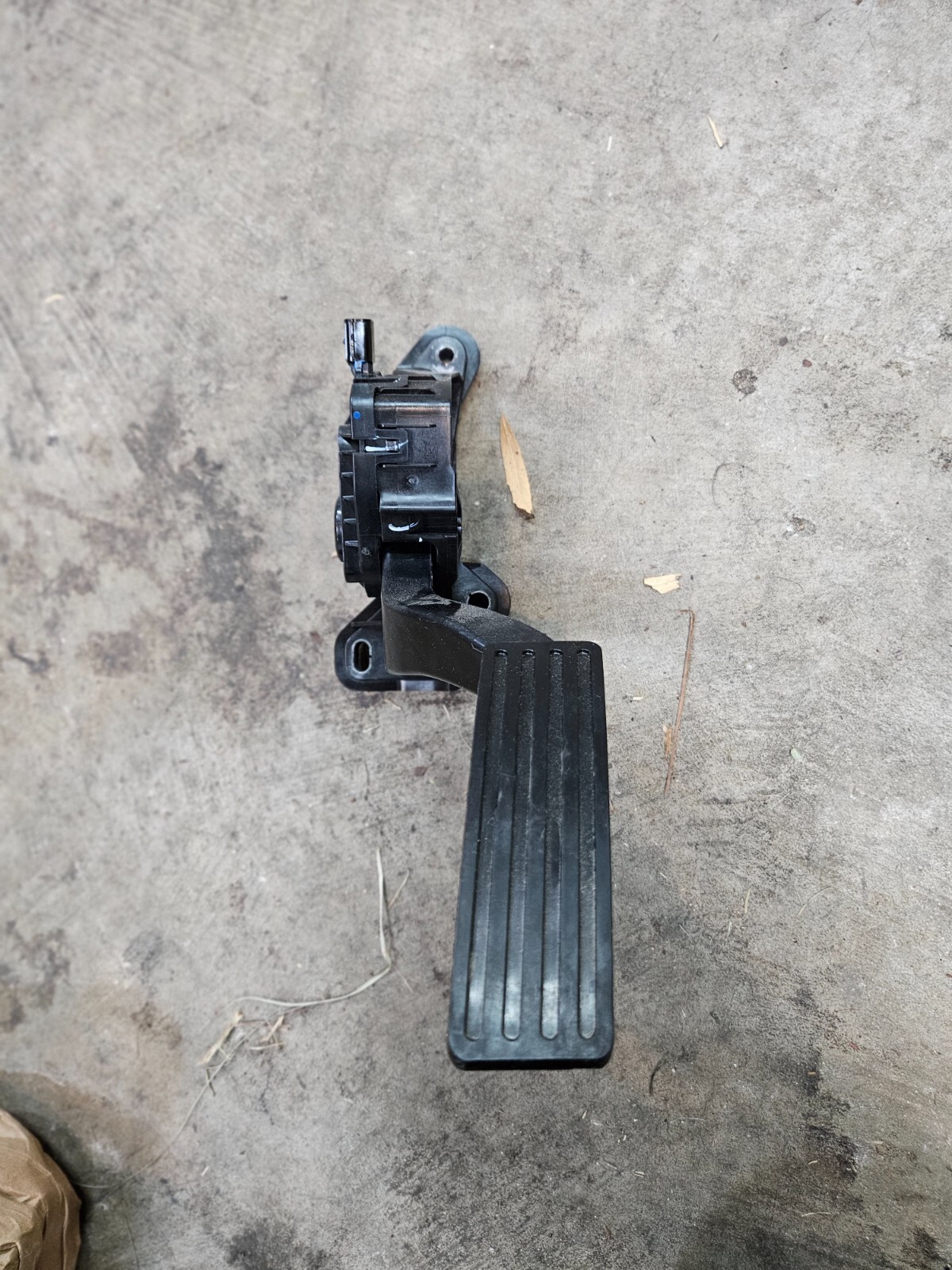 JB3Z9F836F AB3Z9F836B Ford OEM accelerator pedal assembly 2019-2023 Ranger JB3Z9F836F AB3Z9F836B Ford OEM accelerator pedal assembly 2019-2023 Ranger