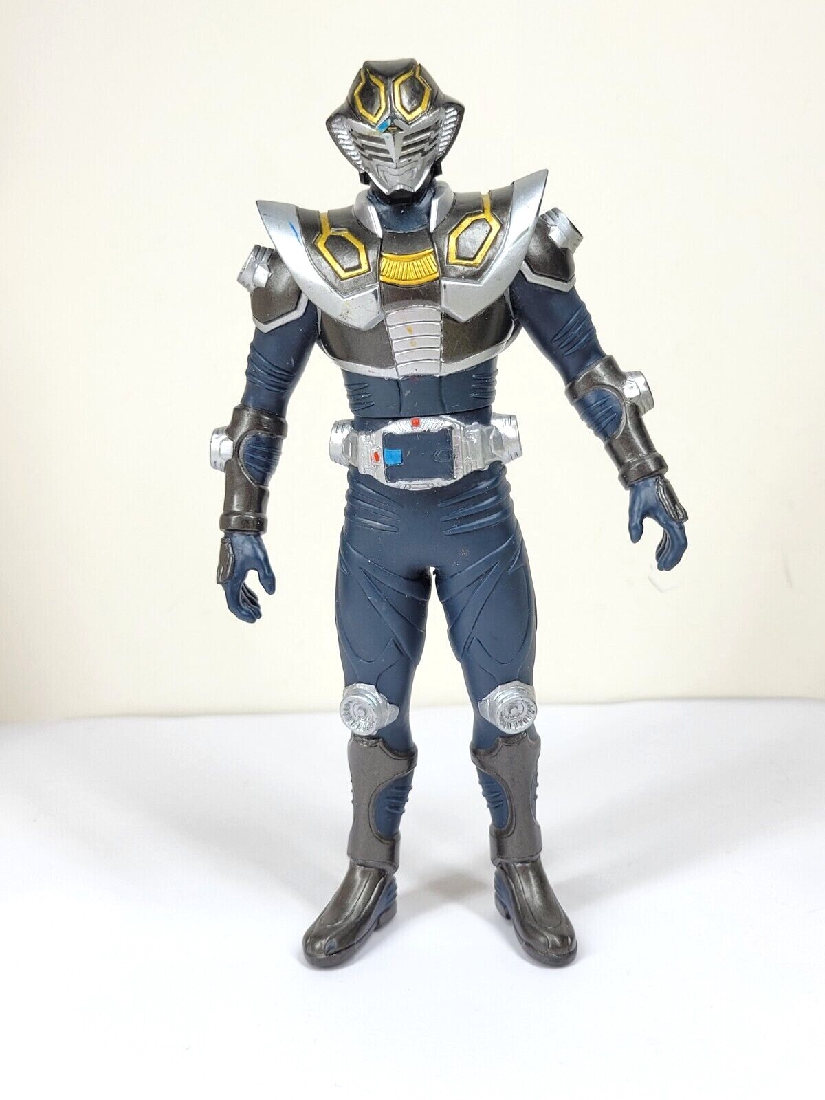 MASKED RIDER Deluxe Type 2002 フィギュア MASKED RIDER Deluxe Type 2002 フィギュア Amazon.com: Legend