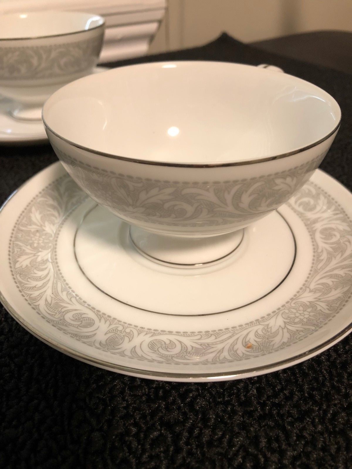 Whitney by Imperial China Japan set of 4 cup & saucer pre-owned