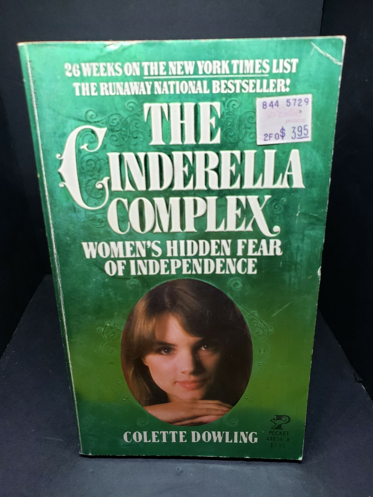 【中古】 CINDERELLA COMPLEX/HARPERCOLLINS UK/COLETTE DOWLING The Cinderella Complex: Dowling, Colette: Amazon.com: Books