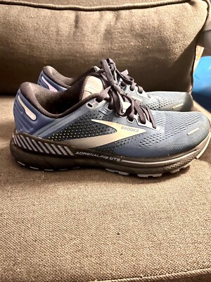 Size 7 - Brooks Adrenaline GTS 22 Blue W