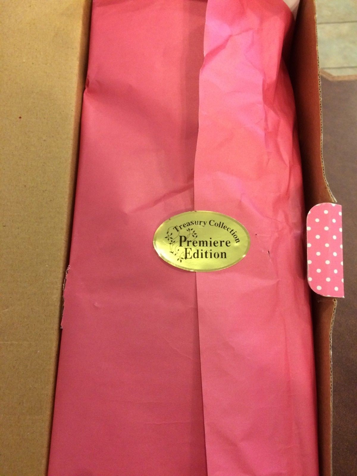 Paradise Galleries Farmhouse Treasury Collection Premier Edition MARY COA NRFB