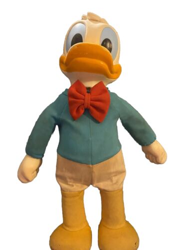 VINTAGE WALKING DANCING DONALD DUCK 1975 HASBRO WALT DISNEY Doll Figure VINTAGE WALKING DANCING DONALD DUCK 1975 HASBRO WALT DISNEY Doll Figure