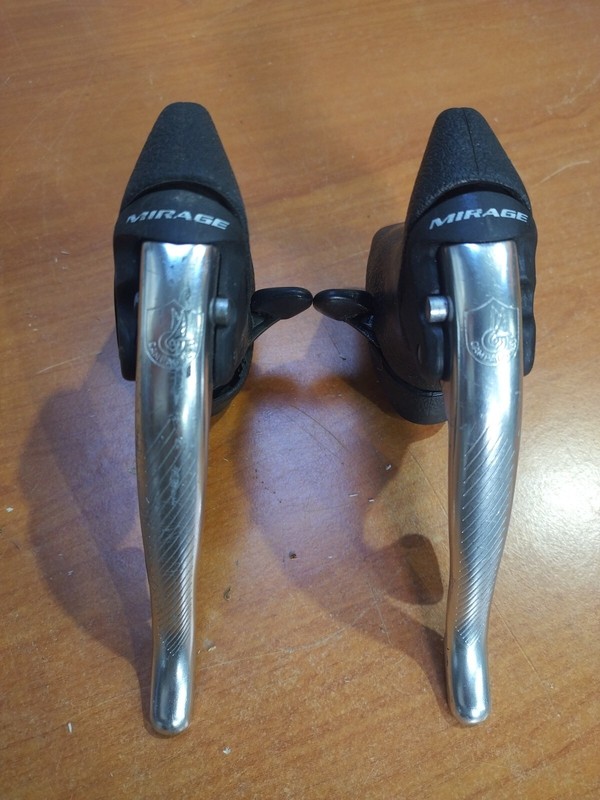 Shifters Campagnolo Mirage Ergopower 2/3 X 8 Vitesses