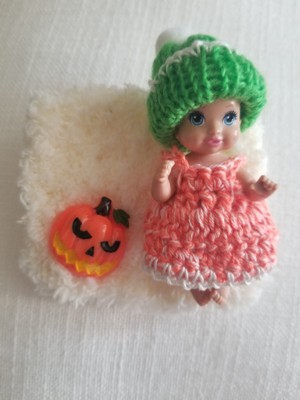Miniature doll Dress And Blanket Handmade OOAK Fits 2.5 I Ch Doll