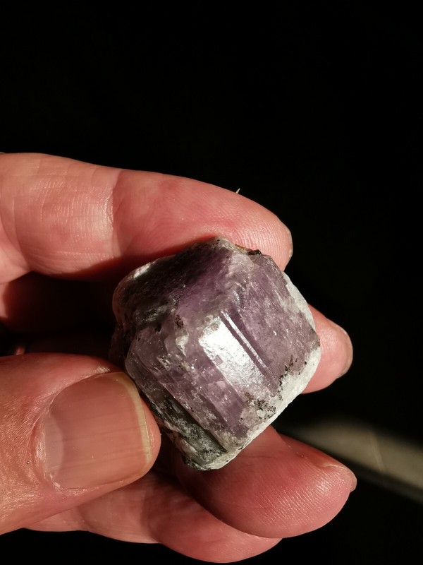 Cristal De Scapolite Mauve 148 Ct