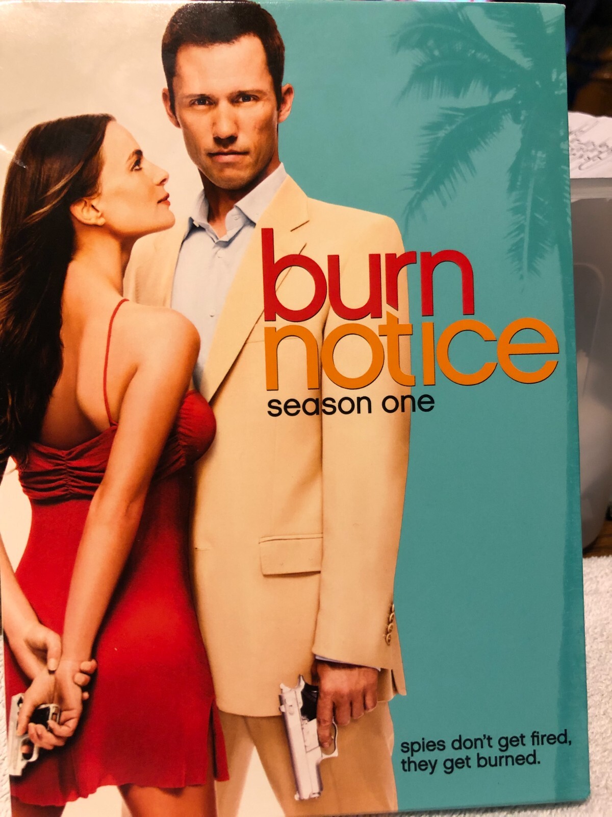 Burn Notice DVD ボックスセット 全シーズン Burn Notice DVD ボックスセット 全シーズン バーンノーティス