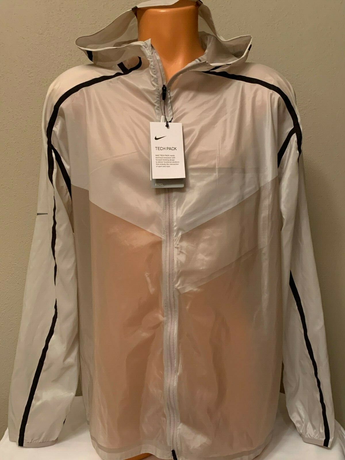 Mens Nike Tech Pack Light Running Full Zip Beige Jacket Size