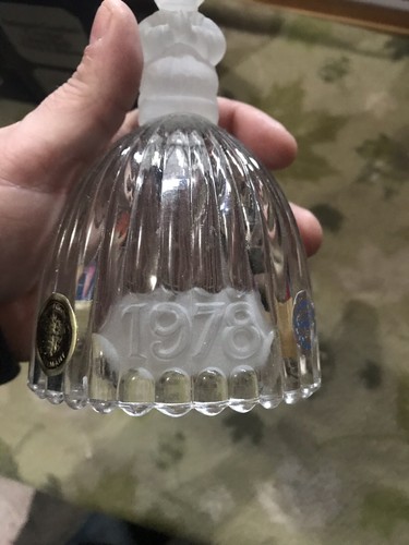 1978 ANNUAL GOEBEL CRYSTAL GLASS DINNER BELL FIRST EDITION W GERMANY