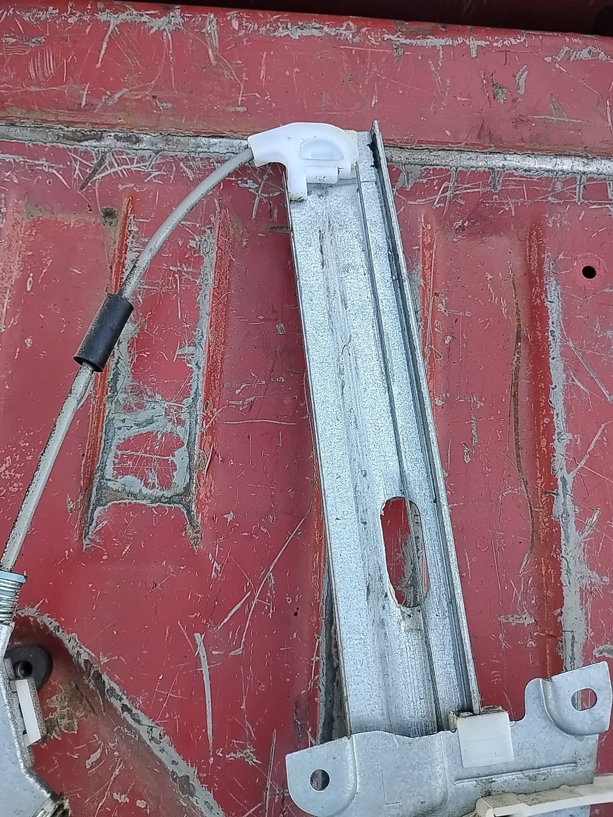 2001-2007 Ford Escape Driver Rear Window Regulator Motor Assembly - Picture 6 of 7