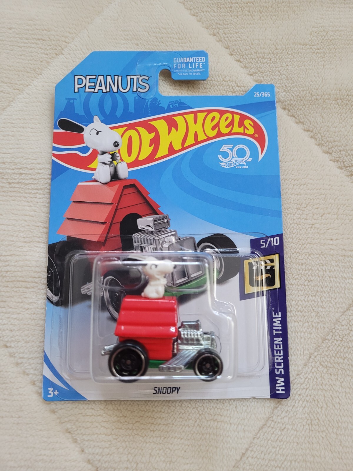 Hot Wheels 2017 Peanuts Snoopy 5/10 HW Screen Time 25/365