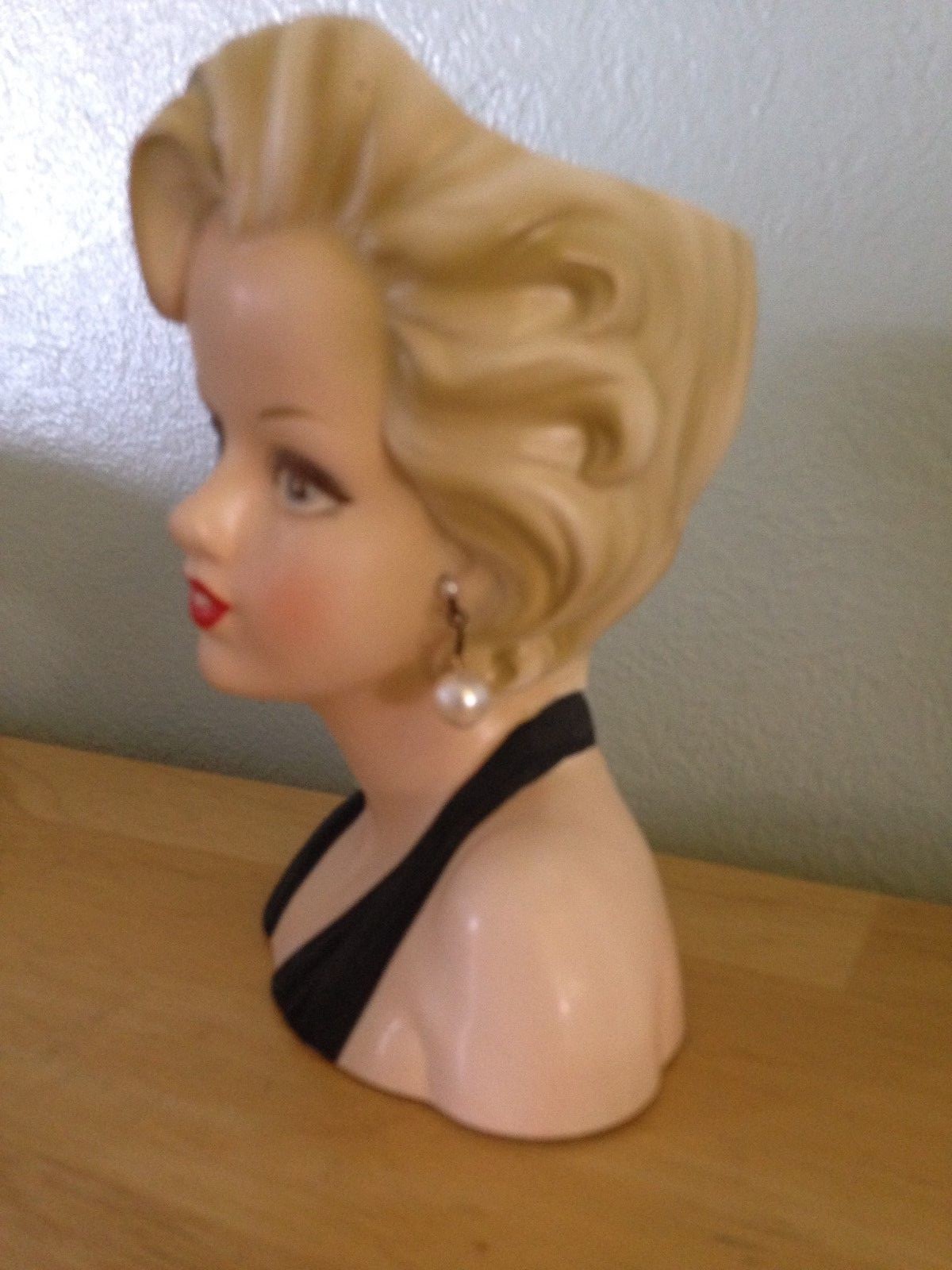 VINTAGE MARILYN  MONROE LADY HEAD VASE