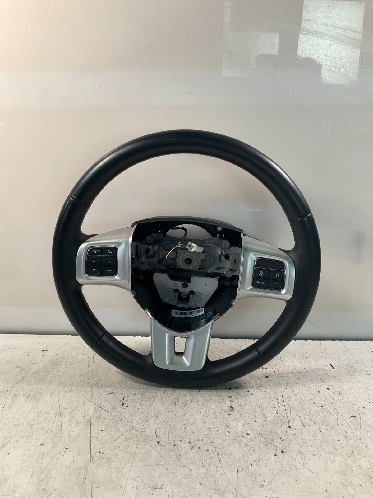 Volante sterzo FIAT FREEMONT 2011 P1RU63DX9AH