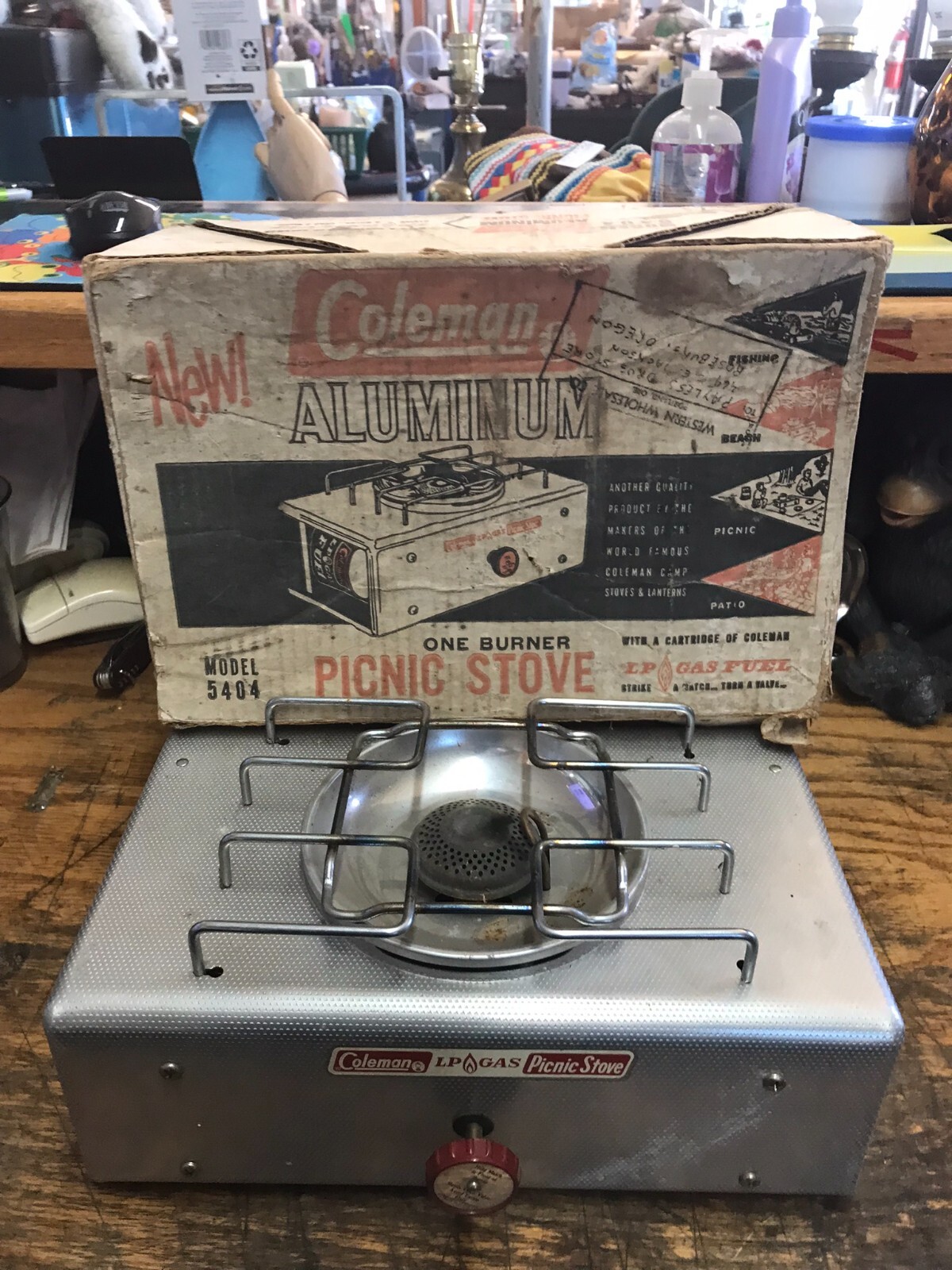 COLEMAN LP Gas Picnic Stove MODEL 5404 Silver & Red VintageのeBay公認海外通販