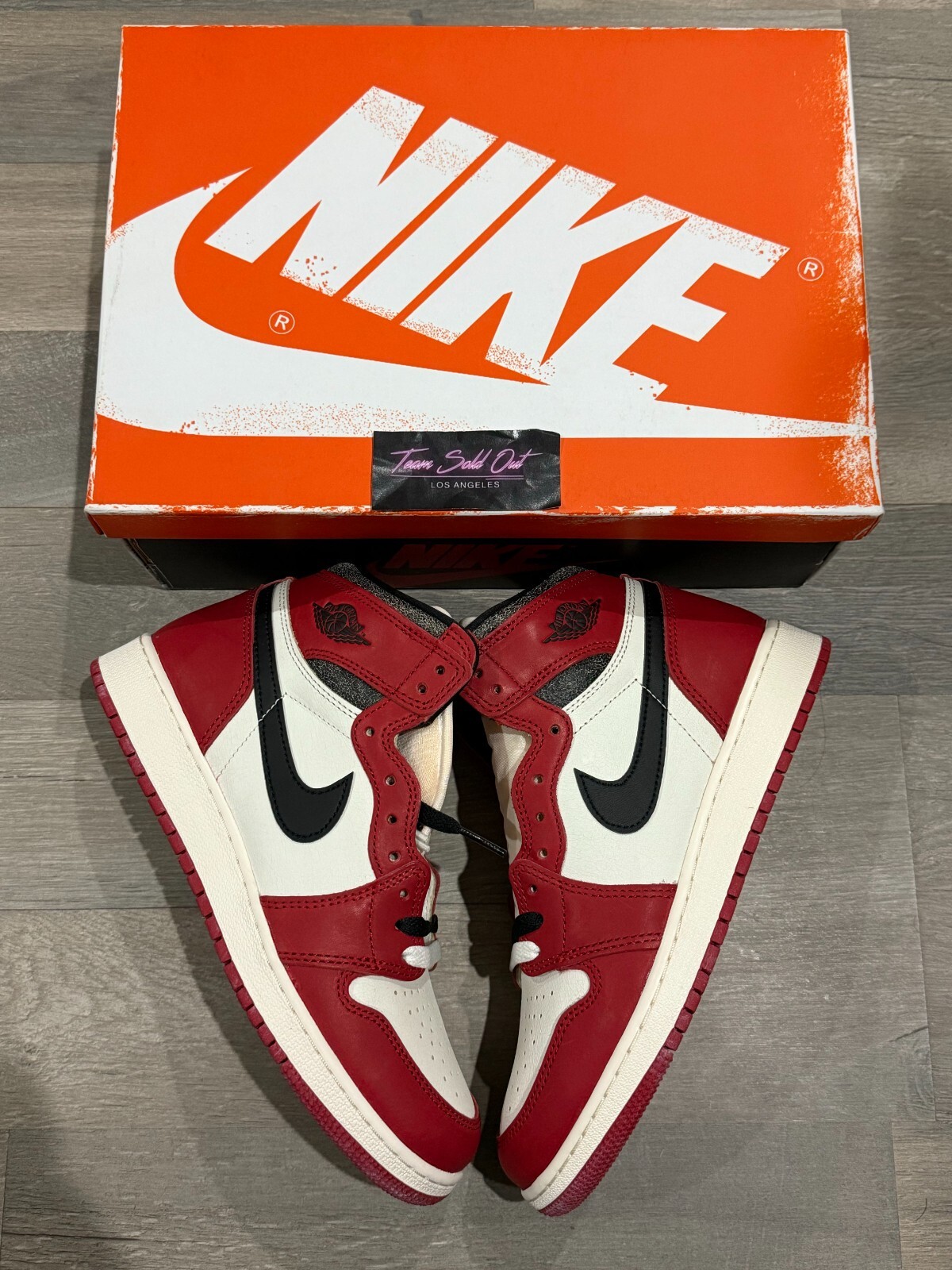 NEW Nike Air Jordan 1 Retro High OG Chicago Lost & Found NEW Nike Air Jordan 1 Retro High OG Chicago Lost & Found