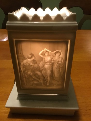Vista Alegre For Mottahedeh Lithopane Mantle Light 1960s 7.5” Tall
