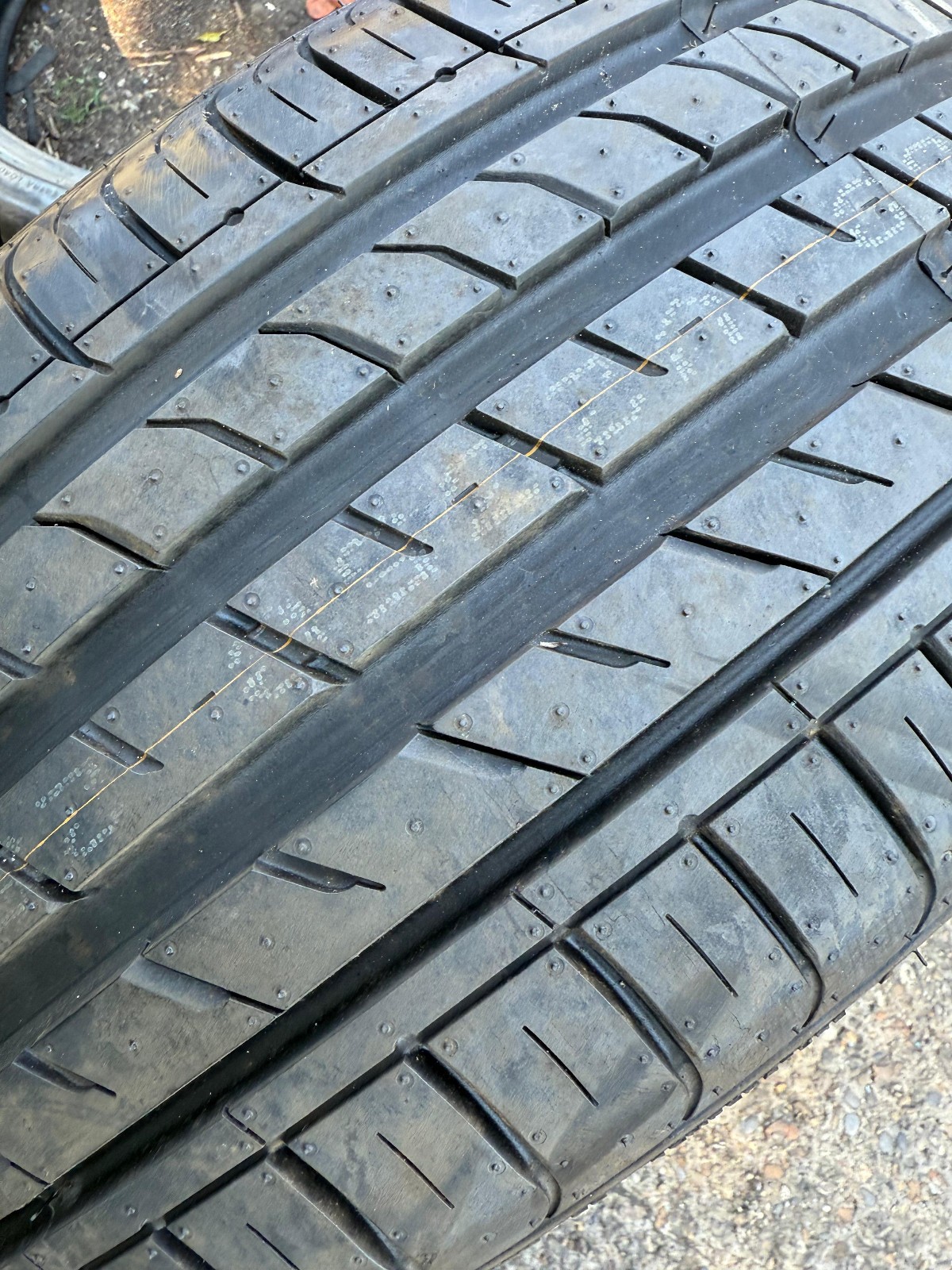 New 215 40 18 Nexen, Nfera SU1, XL, 89Y, x1 Tyre (F1_tyres) L3816