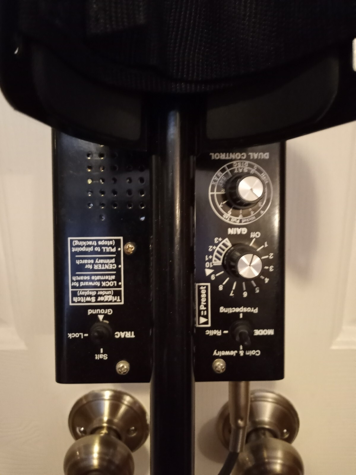White's MXT Tracker E-Series Metal Detector