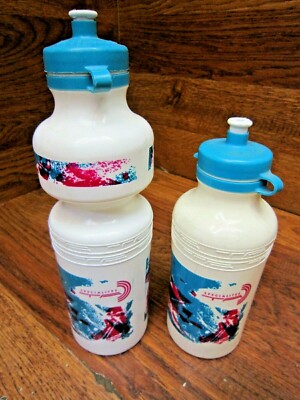 NOS VINTAGE TA SPECIALITES WATER BOTTLE SET