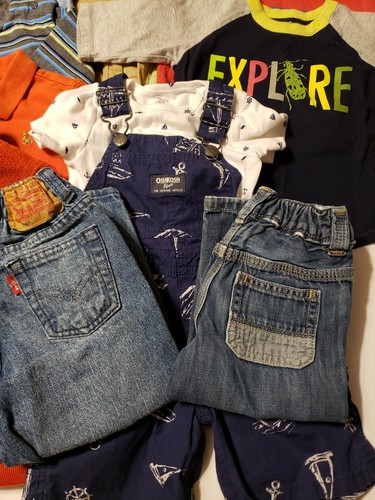 Boy Size 18-24 Month Lot Gap, Levi's, Carter's, Oshkosh 14 Pieces