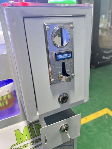 NEW Mini Claw Machine Arcade Premium Toy Plush with Bonus Box & Bill Acceptor