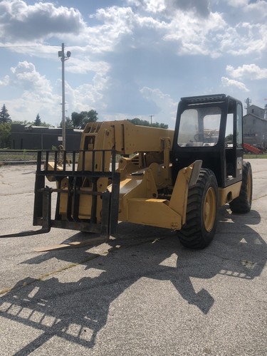 CAT Caterpillar TH63 Telehandler Telescoping Forklift Sky track