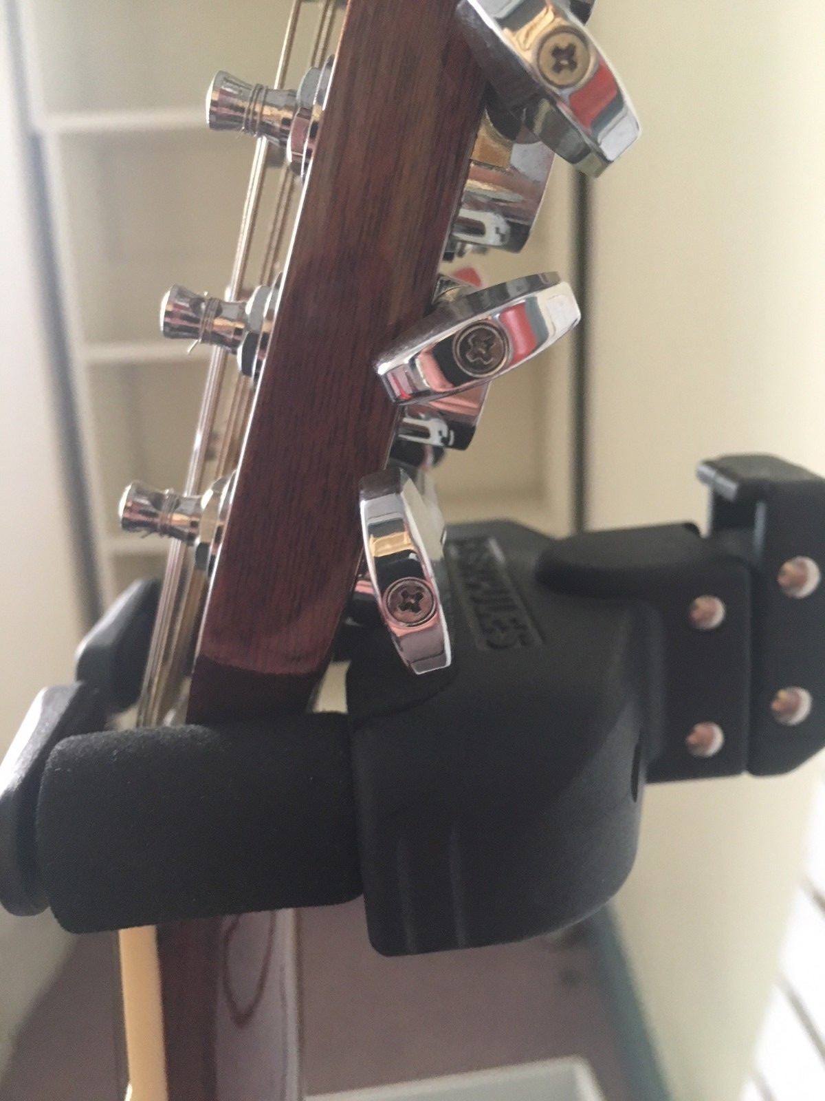 Guitar Wall Hanger - Hercules