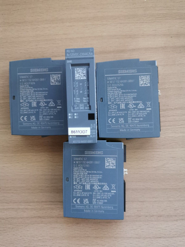 Siemens 6es7132-6hd01-0bb1