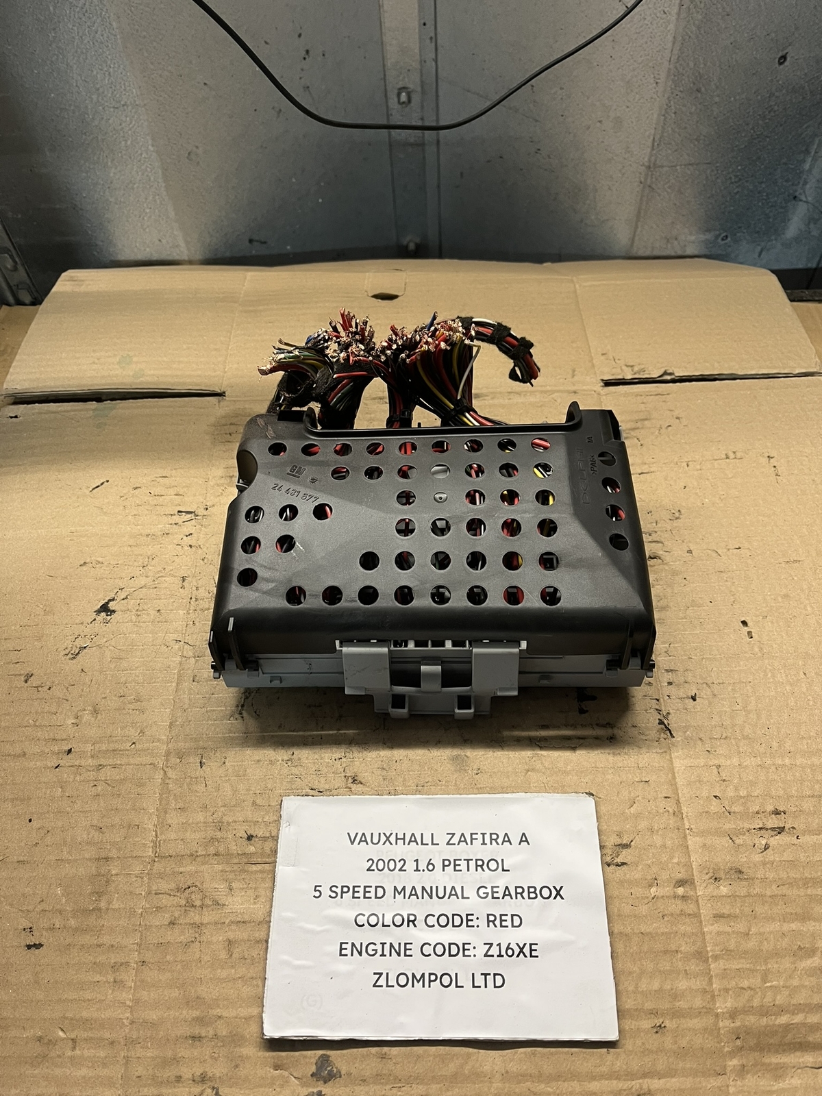 Vauxhall Zafira A 2002 1.6 Petrol - Fuse Box 24431677