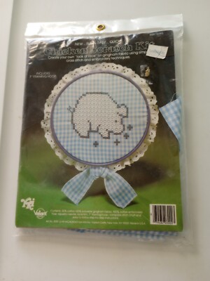 Valiant Crafts CHICKEN SCRATCH KIT 3001 LE PIG CROSS STITCH 7'' FRAMING HOOP