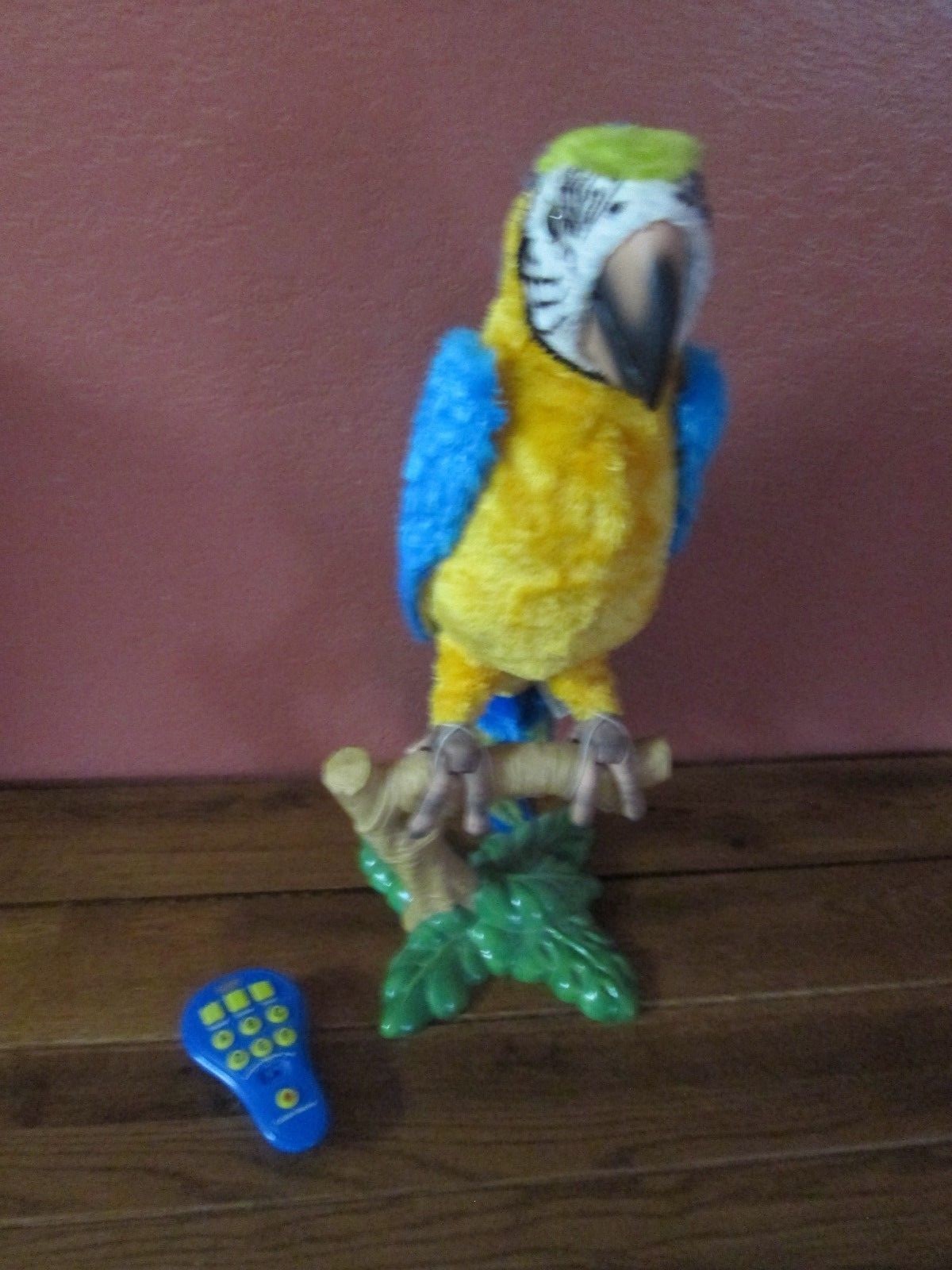 Hasbro FurReal Friends Squawkers McCaw Talking Parrot With Perch 17.5