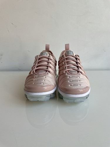 rose gold vapormax plus