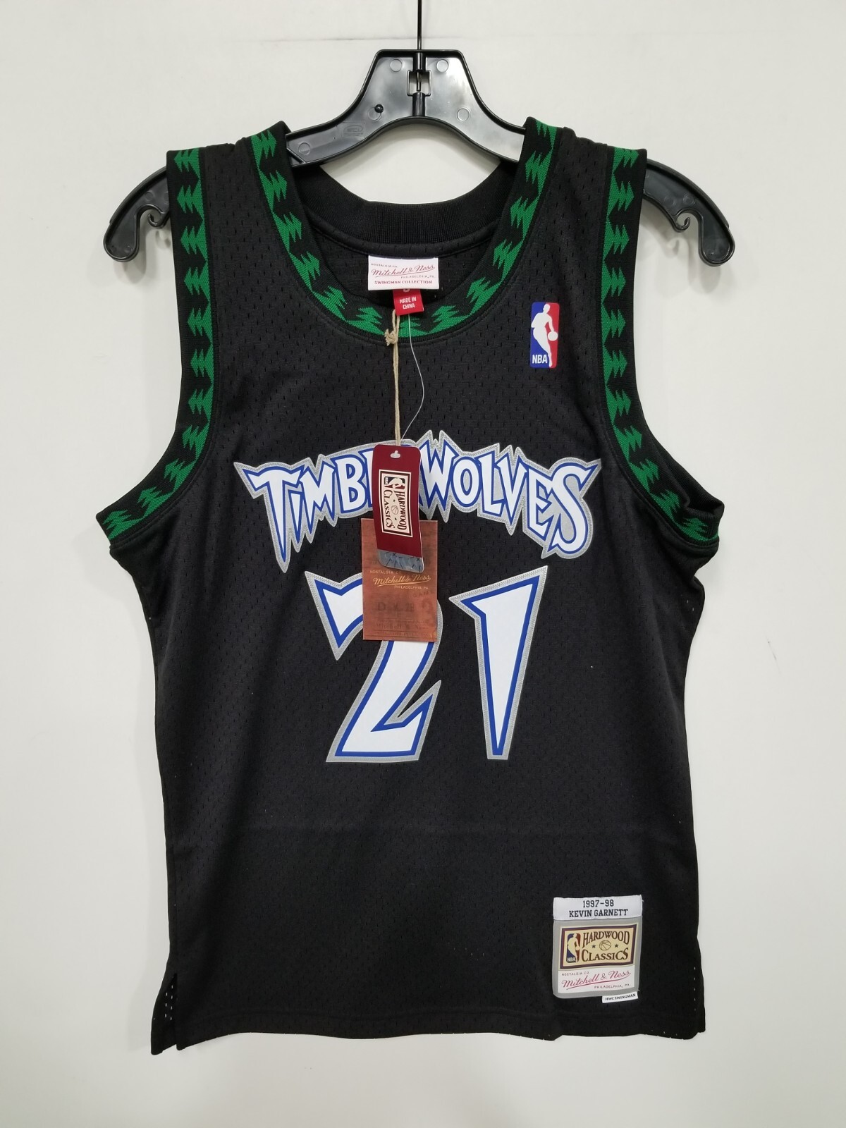 Kevin Garnett MN Timberwolves Swingman Throwback 1997-1998 Kevin Garnett MN Timberwolves Swingman Throwback 1997-1998