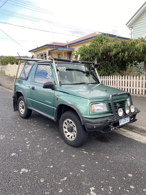 Soft top suzuki vitara